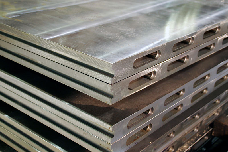 steam-fluid-platens-laminating-press